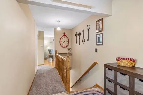 6232 Birchwood Road Woodbury MN 55125