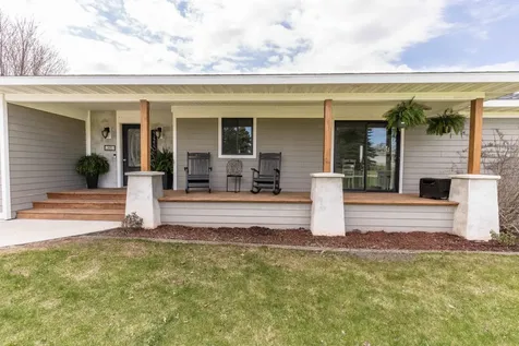 506 E Summit Street Battle Lake MN 56515