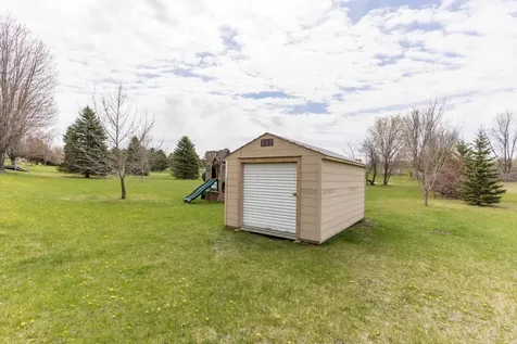 506 E Summit Street Battle Lake MN 56515