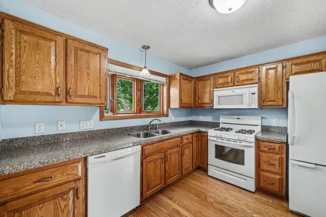 9340 Jarrod Avenue S Cottage Grove MN 55016