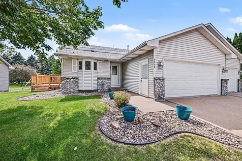 9340 Jarrod Avenue S Cottage Grove MN 55016