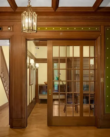 2224 W Lake Of The Isles Parkway Minneapolis MN 55405