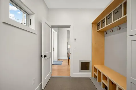 2224 W Lake Of The Isles Parkway Minneapolis MN 55405