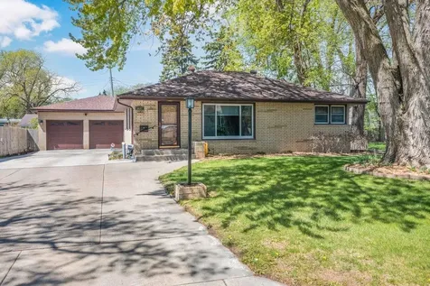 3632 Roosevelt Street NE Saint Anthony MN 55418