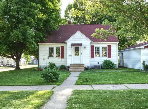 701 Park Avenue Stanley WI 54768