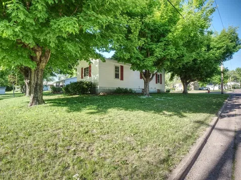701 Park Avenue Stanley WI 54768