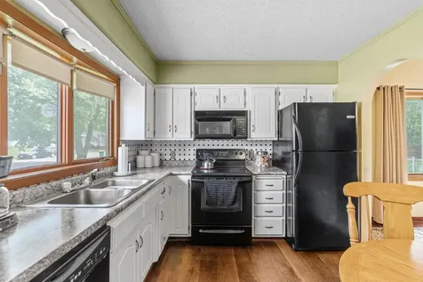 8223 Queen Avenue N Brooklyn Park MN 55444
