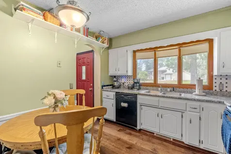 8223 Queen Avenue N Brooklyn Park MN 55444