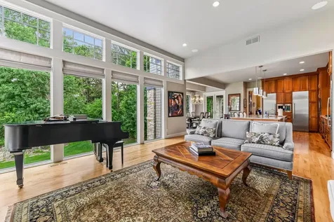 2224 Portico Green Wayzata MN 55391