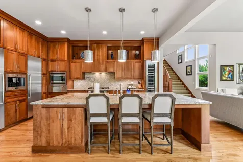 2224 Portico Green Wayzata MN 55391