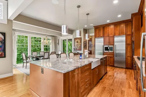 2224 Portico Green Wayzata MN 55391