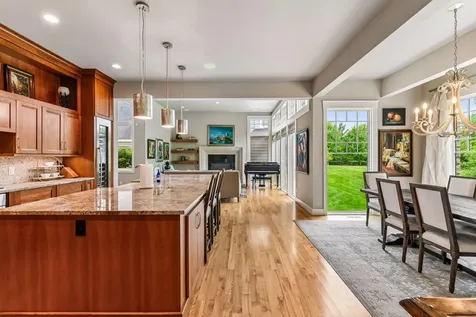 2224 Portico Green Wayzata MN 55391