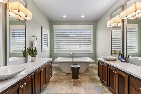 2224 Portico Green Wayzata MN 55391