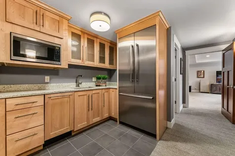 2224 Portico Green Wayzata MN 55391