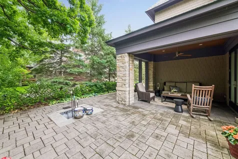 2224 Portico Green Wayzata MN 55391