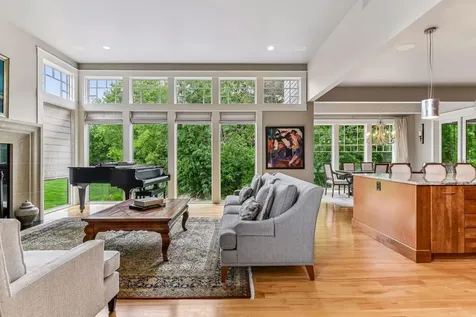 2224 Portico Green Wayzata MN 55391