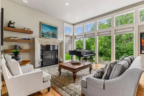 2224 Portico Green Wayzata MN 55391