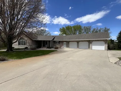 1500 Mc Auliffe Place NW Alexandria MN 56308