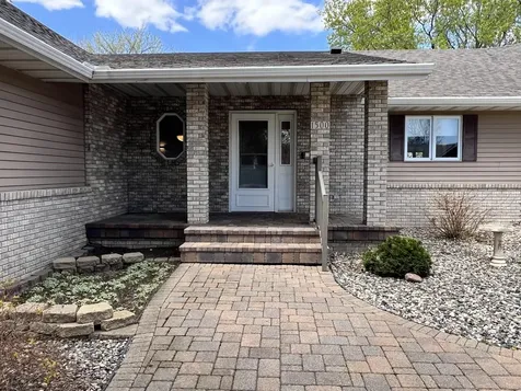 1500 Mc Auliffe Place NW Alexandria MN 56308