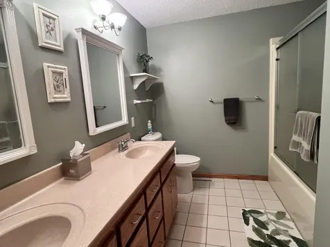1500 Mc Auliffe Place NW Alexandria MN 56308
