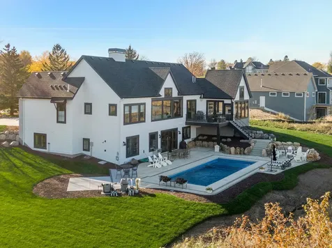 730 Lakeview Parkway Mound MN 55364