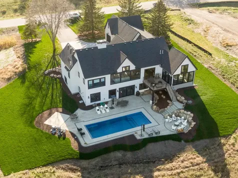 730 Lakeview Parkway Mound MN 55364
