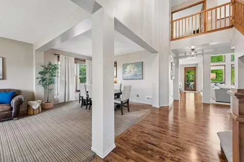 1800 Carriage Drive Victoria MN 55386