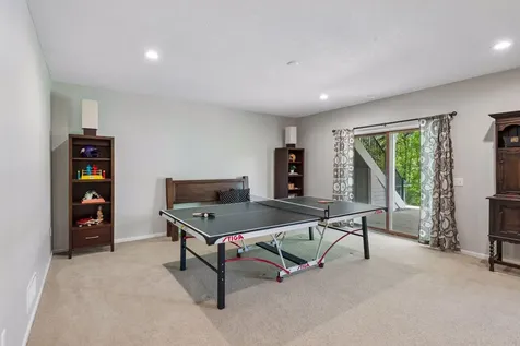 1800 Carriage Drive Victoria MN 55386