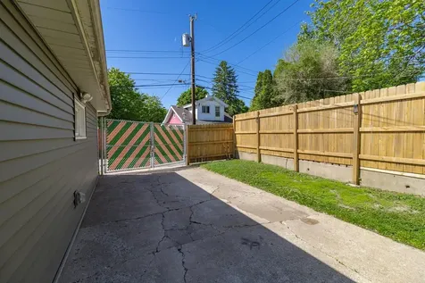 1224 6th Street E Saint Paul MN 55106