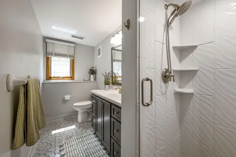 15008 Oakland Avenue Burnsville MN 55306
