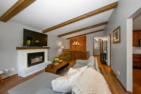 15008 Oakland Avenue Burnsville MN 55306