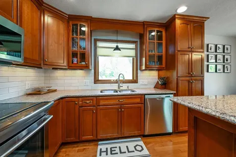 15008 Oakland Avenue Burnsville MN 55306