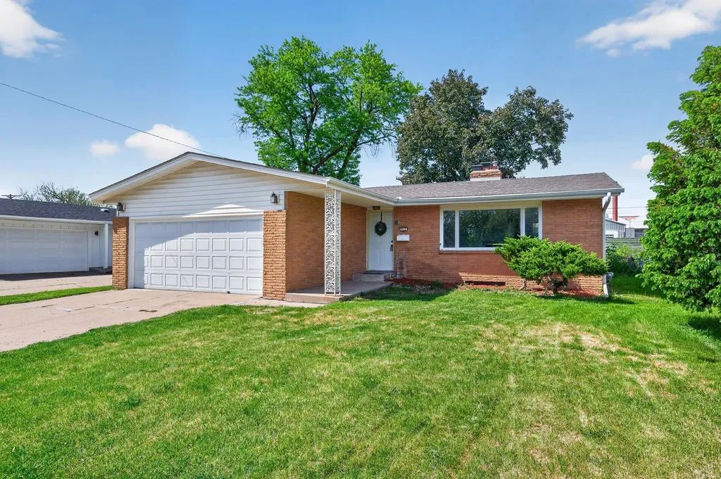 812 W 61st Street Minneapolis MN 55419