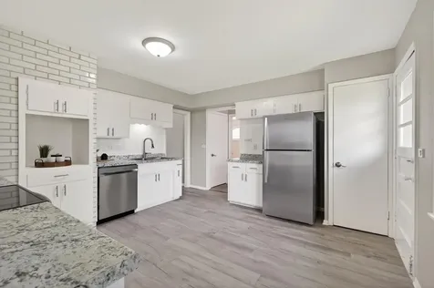 812 W 61st Street Minneapolis MN 55419
