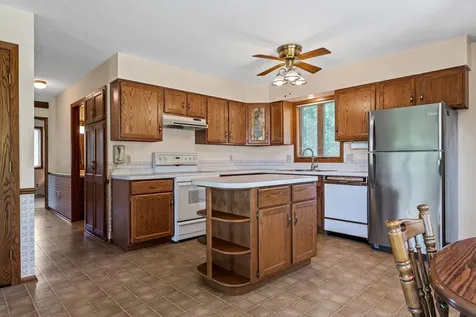 25020 Gull Lane Winona MN 55987