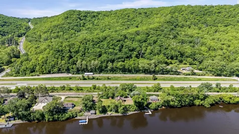 25020 Gull Lane Winona MN 55987