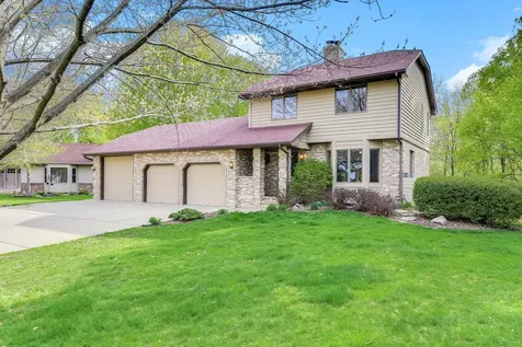2133 Trumble Court Chaska MN 55318