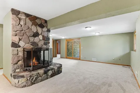 2133 Trumble Court Chaska MN 55318