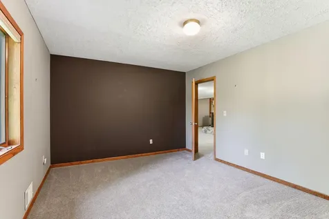 2133 Trumble Court Chaska MN 55318