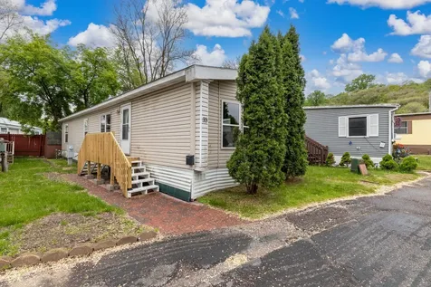 1403 Concord Street S South Saint Paul MN 55075