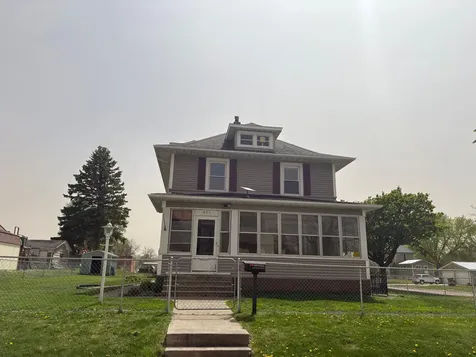 602 7th Avenue N Saint James MN 56081