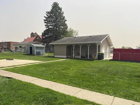602 7th Avenue N Saint James MN 56081