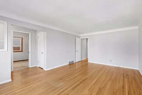 5212 47th Avenue S Minneapolis MN 55417