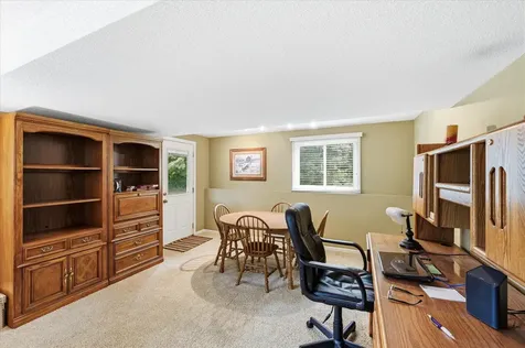 1484 Crest Drive Chaska MN 55318