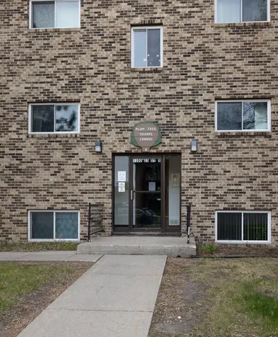 1102 23rd Street S Fargo ND 58103