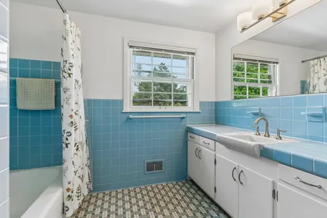 1605 Edgcumbe Road Saint Paul MN 55116