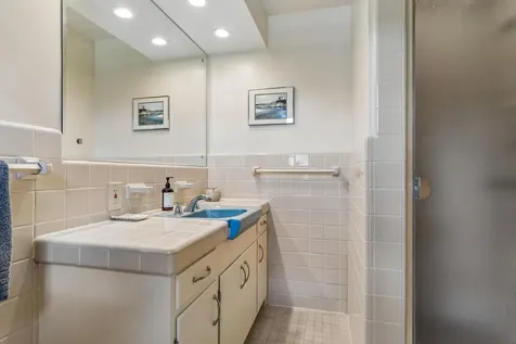 1605 Edgcumbe Road Saint Paul MN 55116
