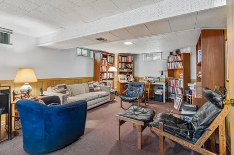 1605 Edgcumbe Road Saint Paul MN 55116