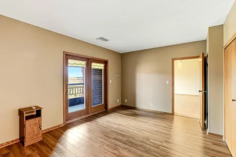 198 6th Street E Saint Paul MN 55101