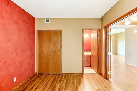 198 6th Street E Saint Paul MN 55101